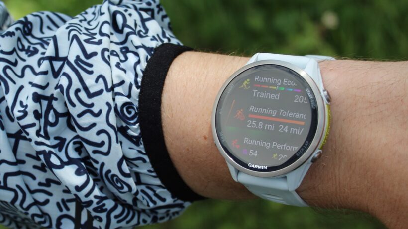 garmin-forerunner-970-review-glances