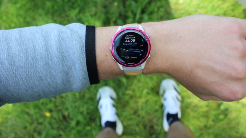 garmin-forerunner-570-looking-down-view