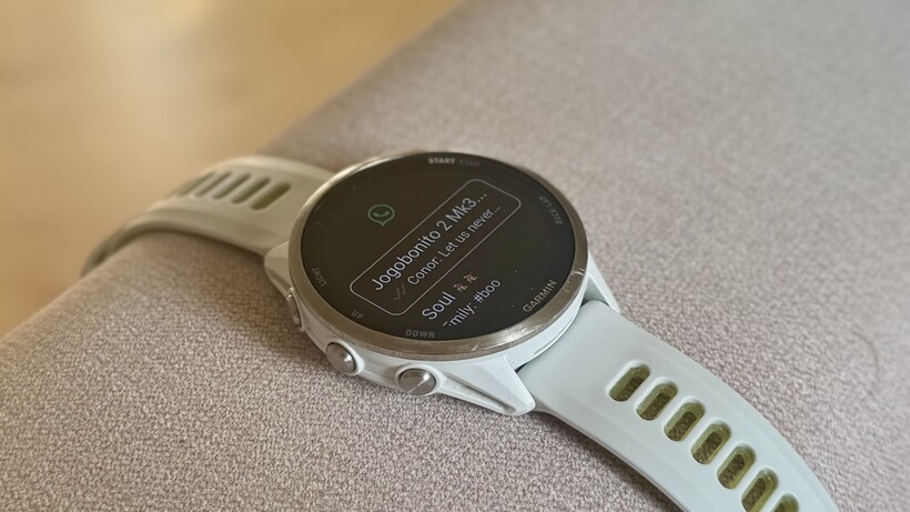 garmin-whatsapp-app